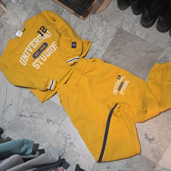 Universal Studios Track Suit Set - Top Small, Bottoms Medium, NwoT - Picture 2 of 7